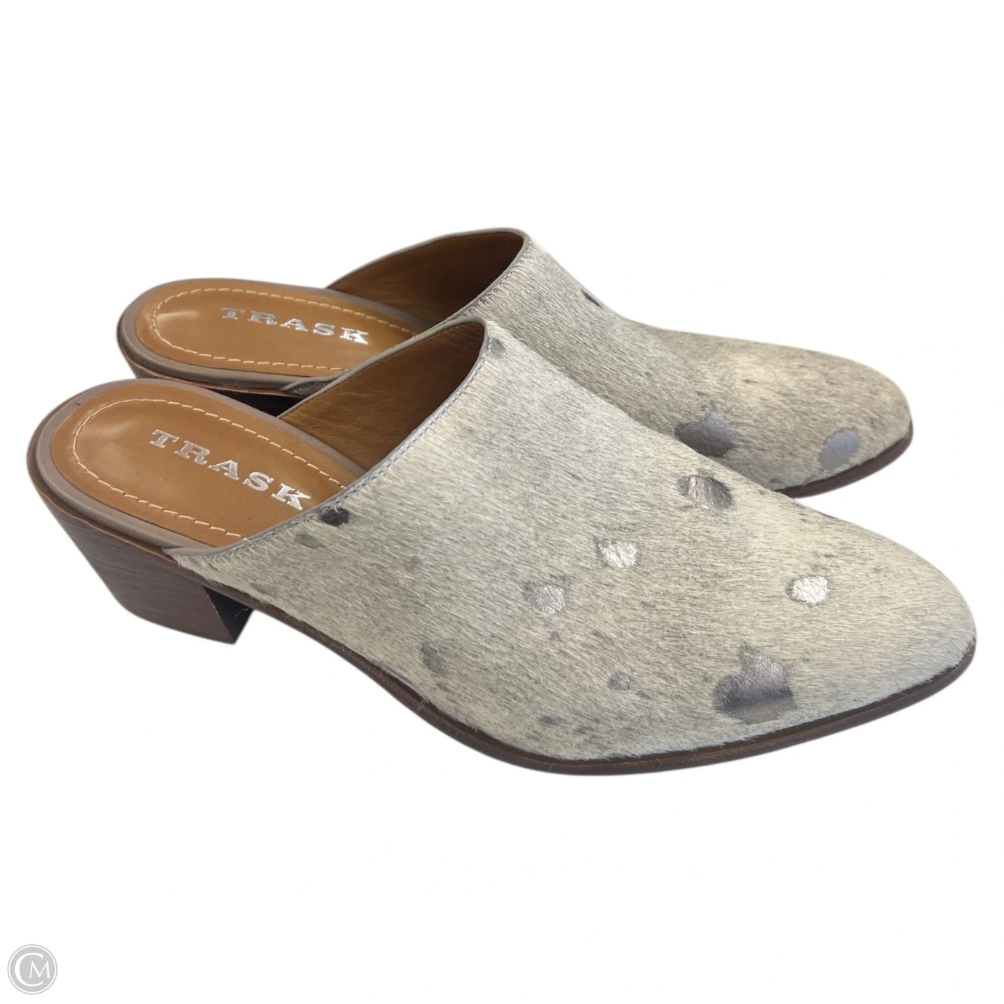 Shoes Flats By Cmb In Animal Print, Size: 9