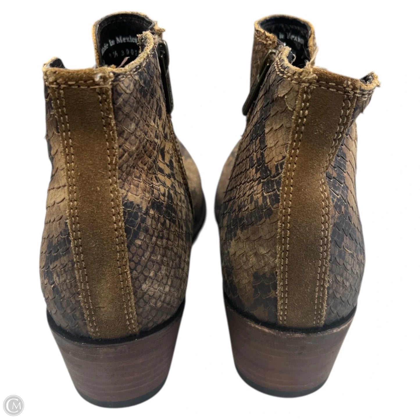 Boots Ankle Flats By Cmb In Animal Print, Size: 8.5