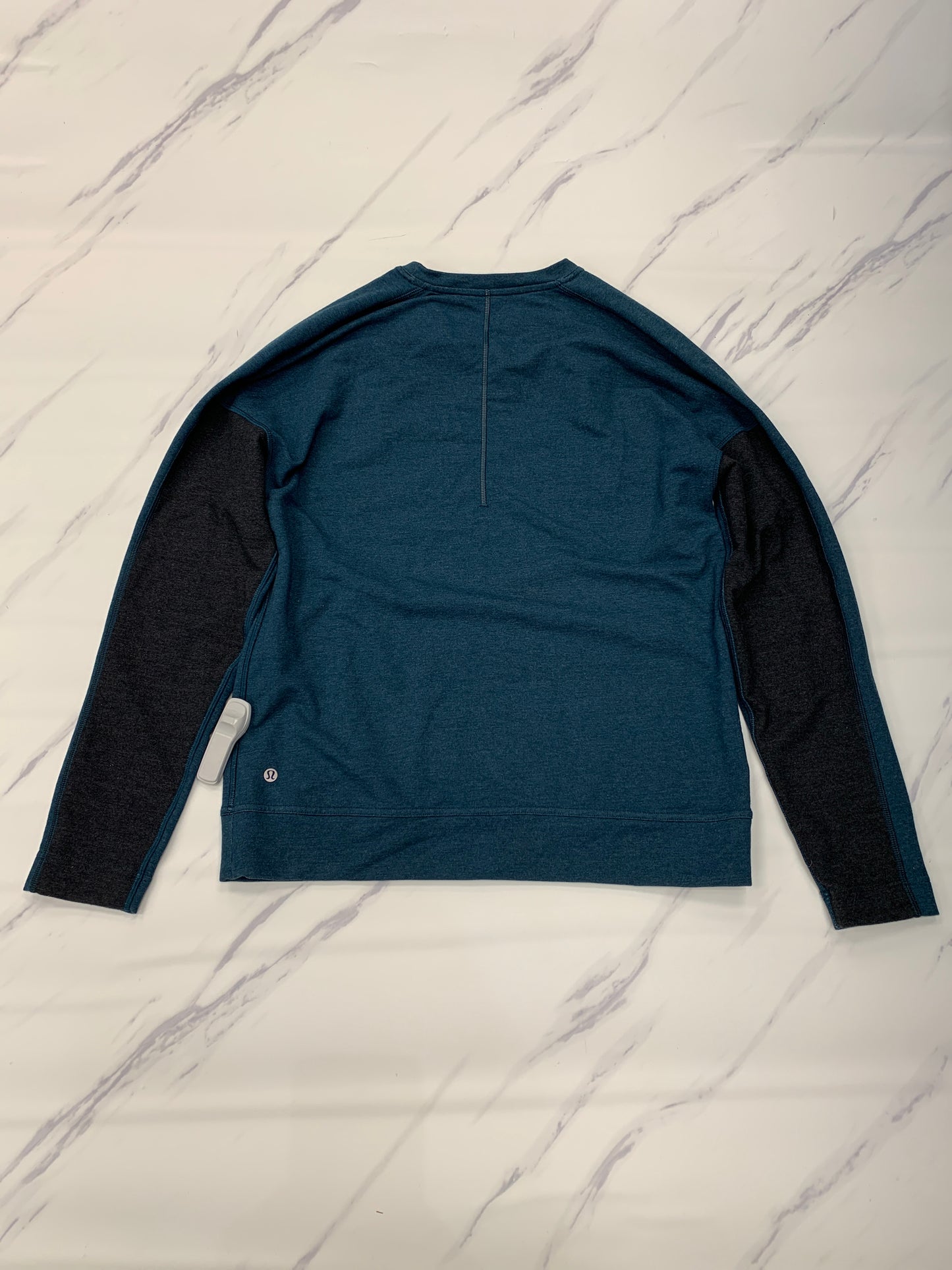 Athletic Sweatshirt Crewneck By Lululemon, Size: 6