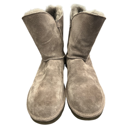 Boots Designer By Ugg In Grey, Size: 9