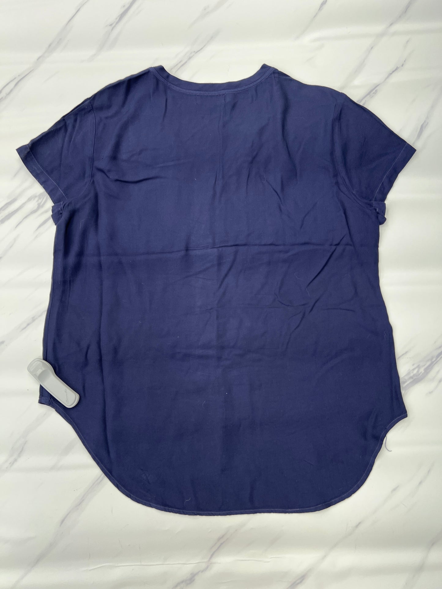 Top Short Sleeve Basic By Cloth & Stone In Blue, Size: L