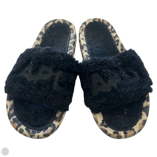Slippers By Cma In Black