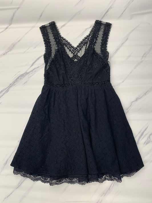 Dress Casual Short By Free People  Size: 4