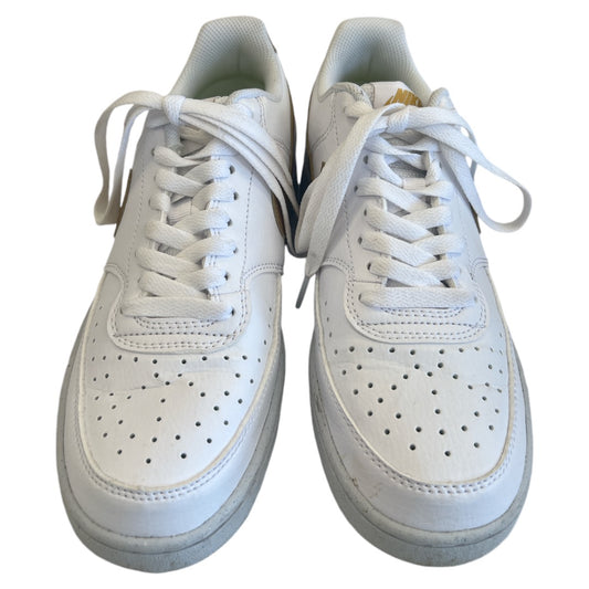 Shoes Sneakers By Nike In White, Size: 8