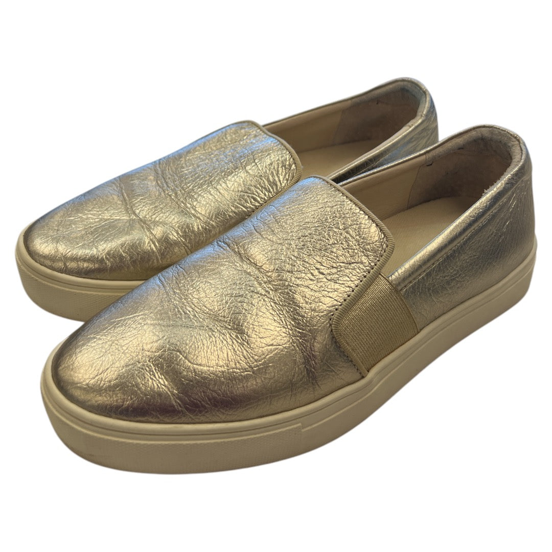 Shoes Sneakers By Cma In Gold, Size: 8