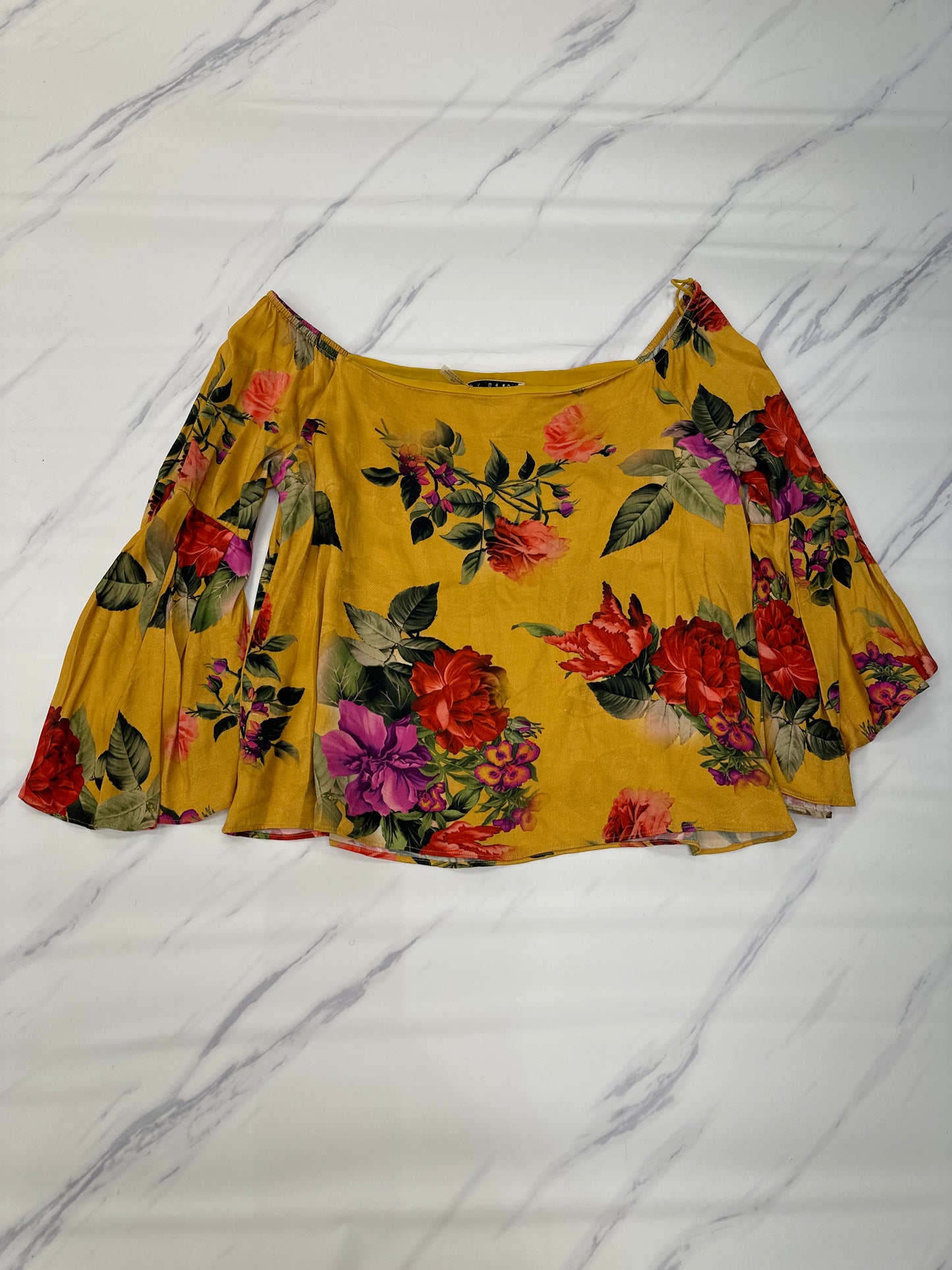 Top 3/4 Sleeve Designer By Alice + Olivia In Yellow, Size: M