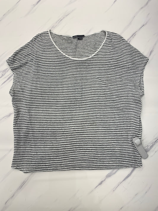 Top Short Sleeve By Vince In Striped Pattern, Size: M