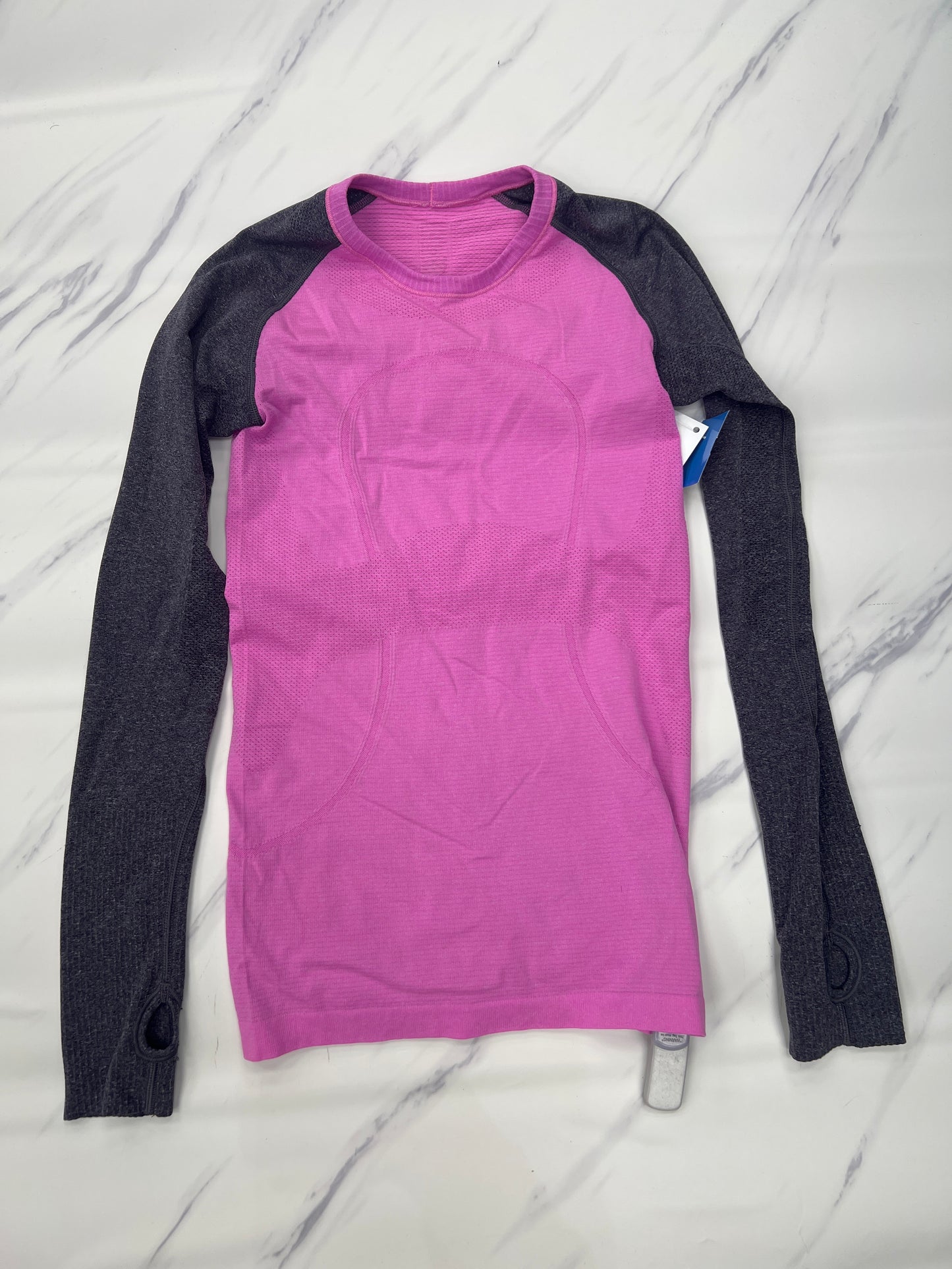 Athletic Top Long Sleeve Crewneck By Lululemon In Pink, Size: 4