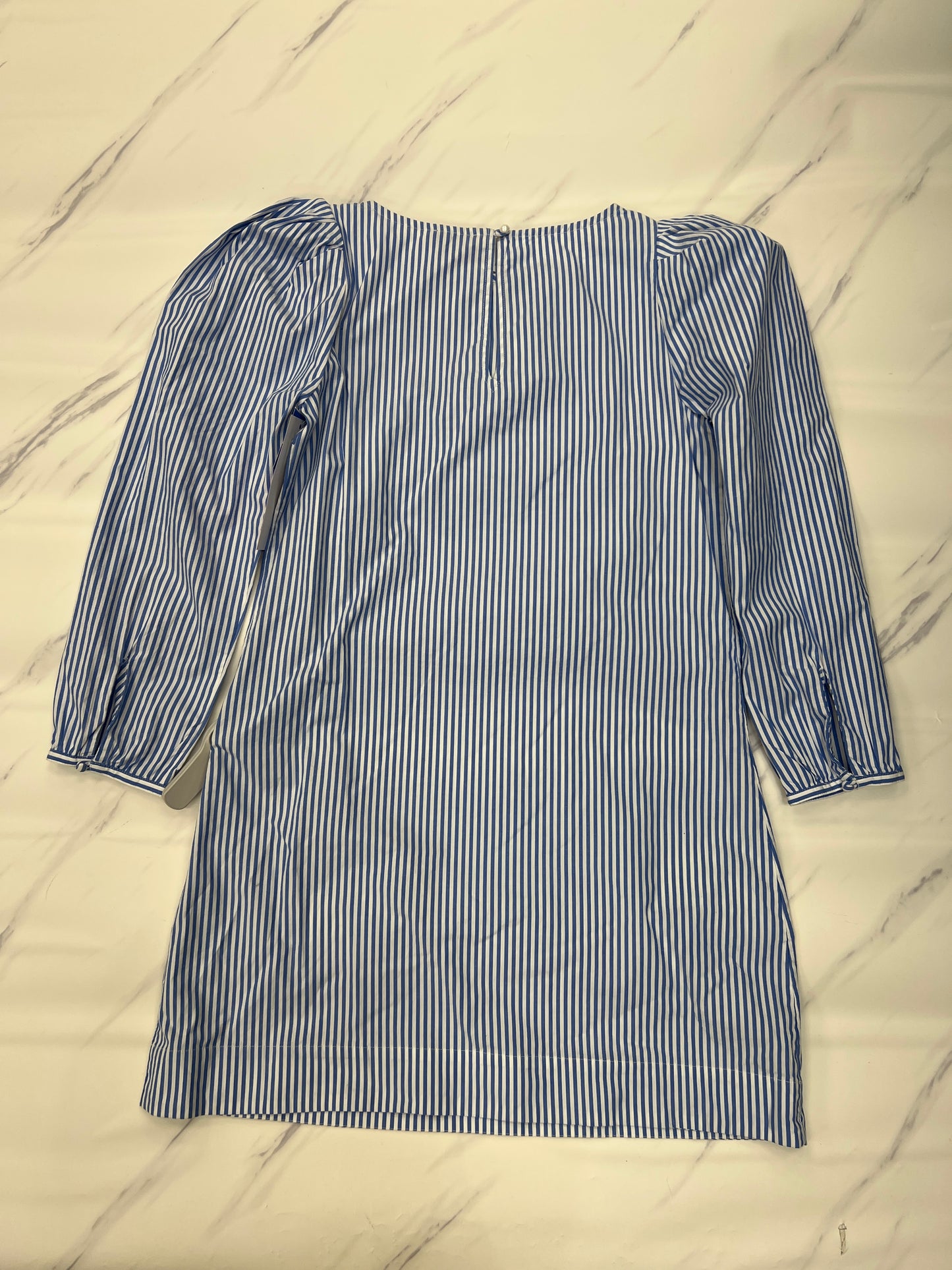 Dress Casual Short By Vineyard Vines In Striped Pattern, Size: S