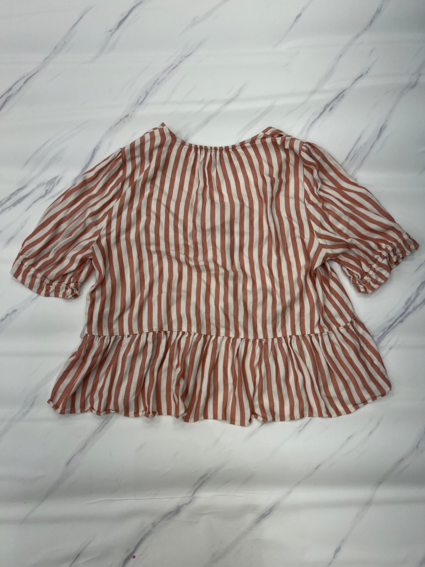 Top Short Sleeve By Madewell In Striped Pattern, Size: L