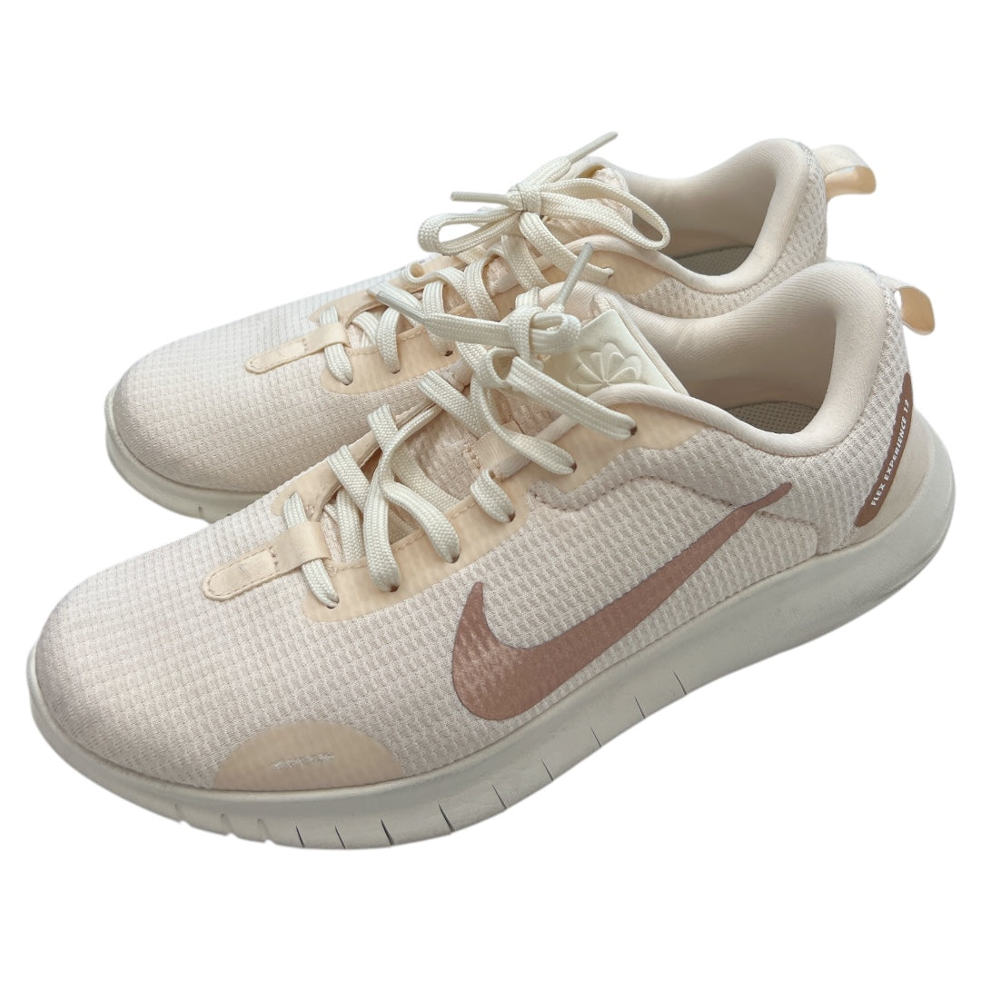 Shoes Sneakers By Nike In Cream, Size: 8.5