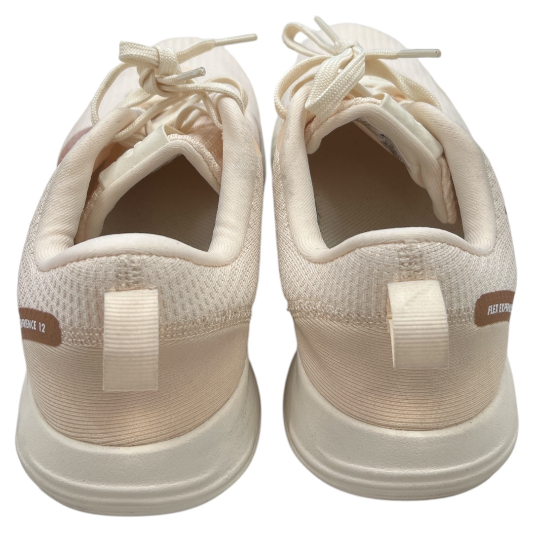 Shoes Sneakers By Nike In Cream, Size: 8.5