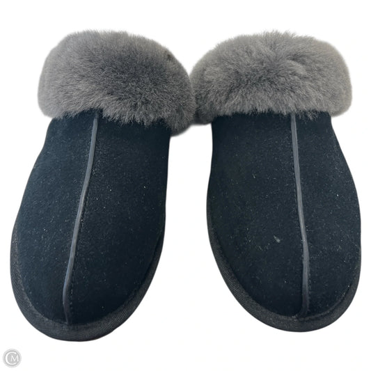 Slippers Designer By Ugg In Black, Size: 8