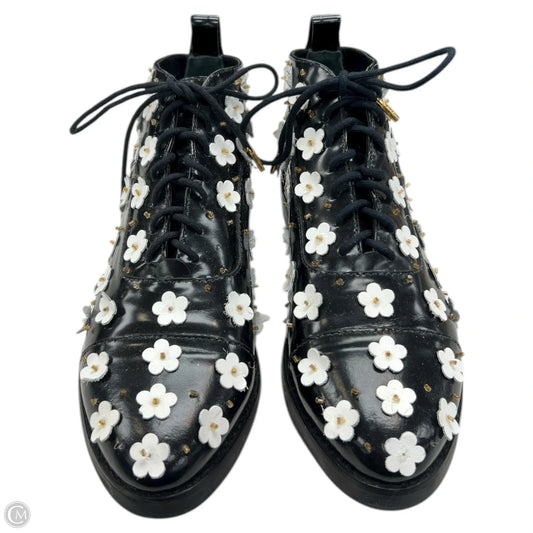 Boots Ankle Flats By Cma In Black, Size: 8.5