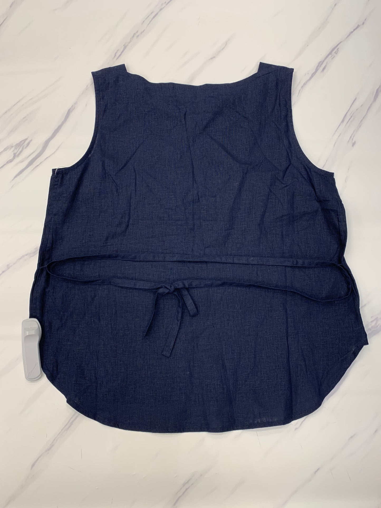 Top Sleeveless By Ann Taylor In Blue, Size: Petite  M