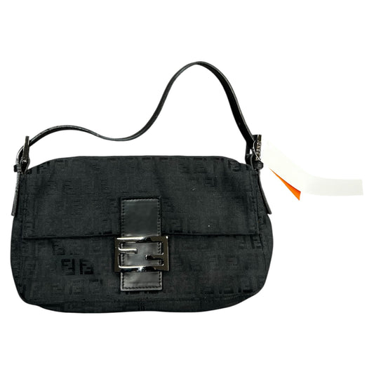 Handbag Luxury Designer By Fendi In Black, Size:Small