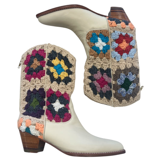 Boots Western By MOMO  In Multi, Size:8