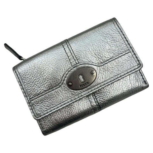 Wallet Leather By Fossil In Silver, Size:Small