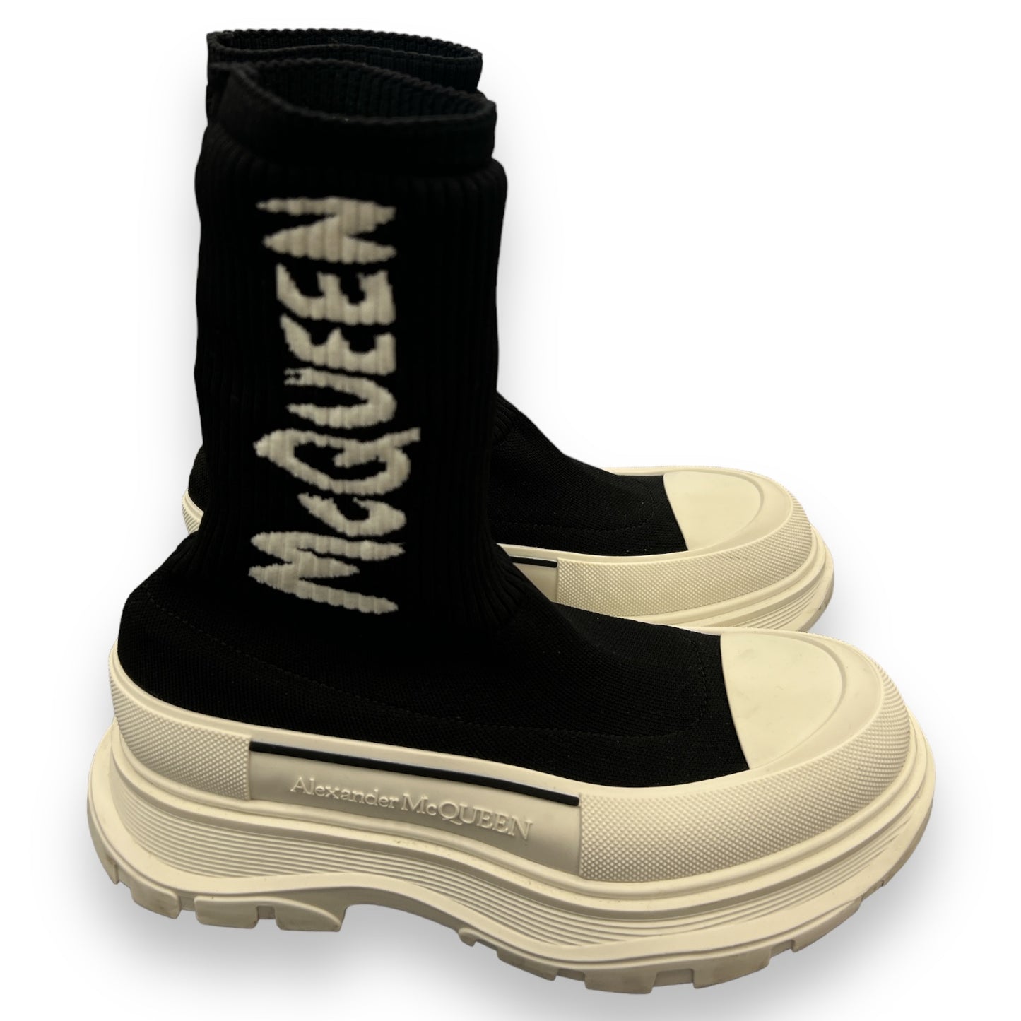 Boots Designer By Alexander Mcqueen  Size: 9